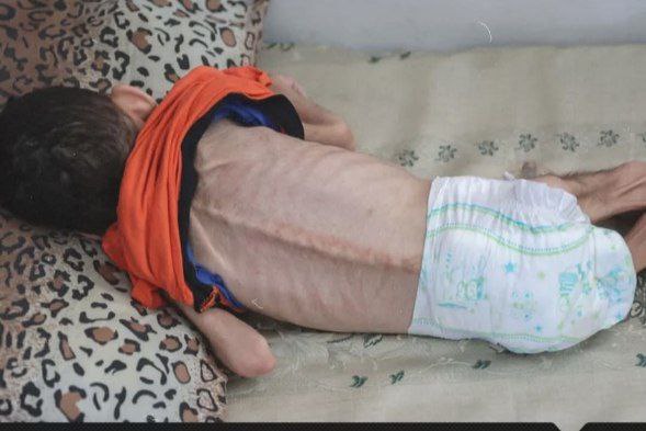 There is no power except in God, the death of the child, Jawad Al -Ankar, in Gaza City shortly, due