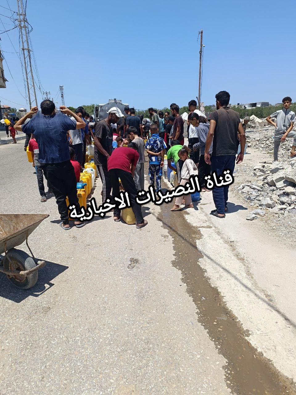 You continue in the water campaign for water on the souls of the martyrs water today in front of Rad