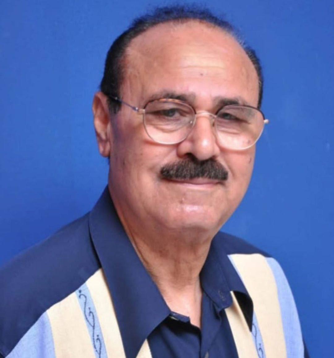 ⭕️ Image of the martyr Dr. Ahmed Qandil, a general surgery consultant, who rose with a number of mar