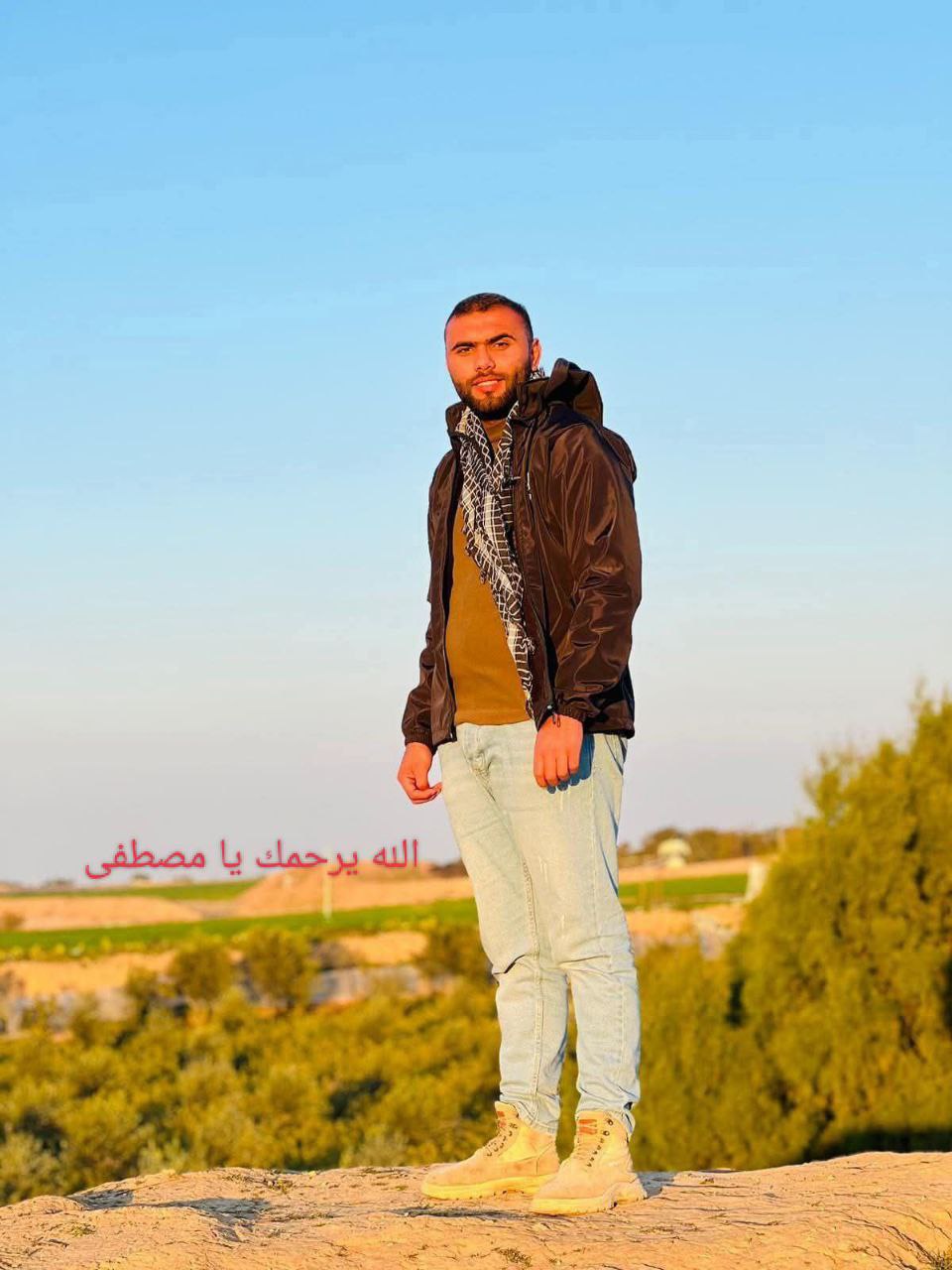 The martyr: Mustafa Saleh Abu Roumieh, who rose to target their tent at dawn today, the vicinity of