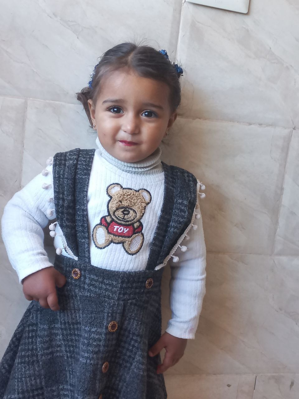🔴🔴 This girl was lost this morning at ten and two and a half years old, in the area of ​​the Sea Ech