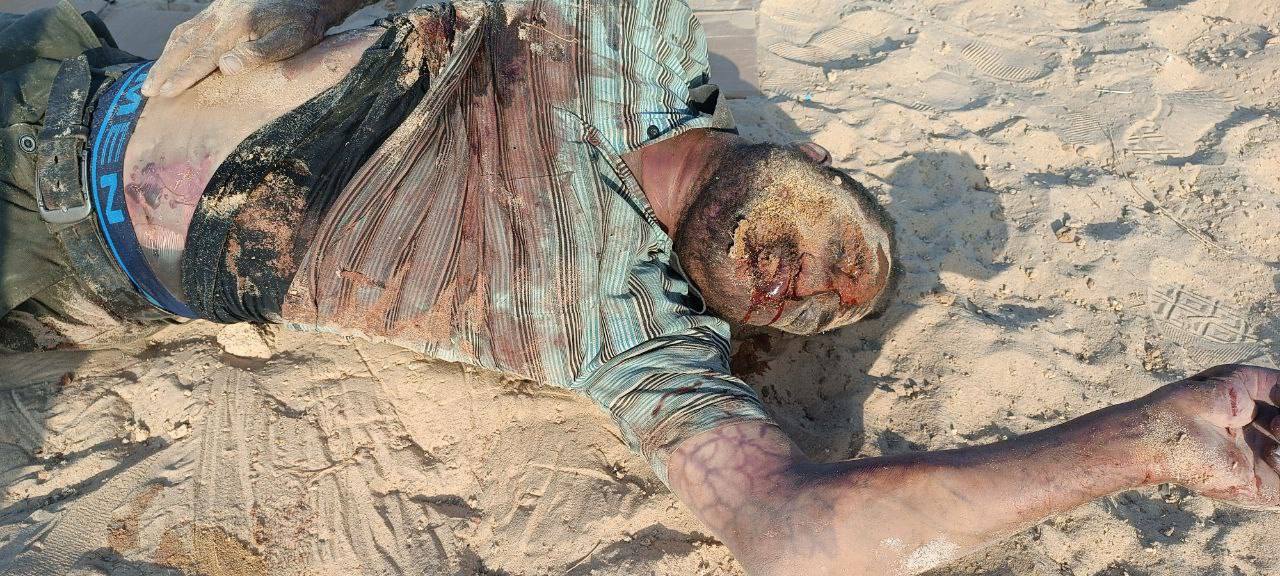 An unidentified martyr has been in Zakim close to the gate, who has been martyred two days ago.