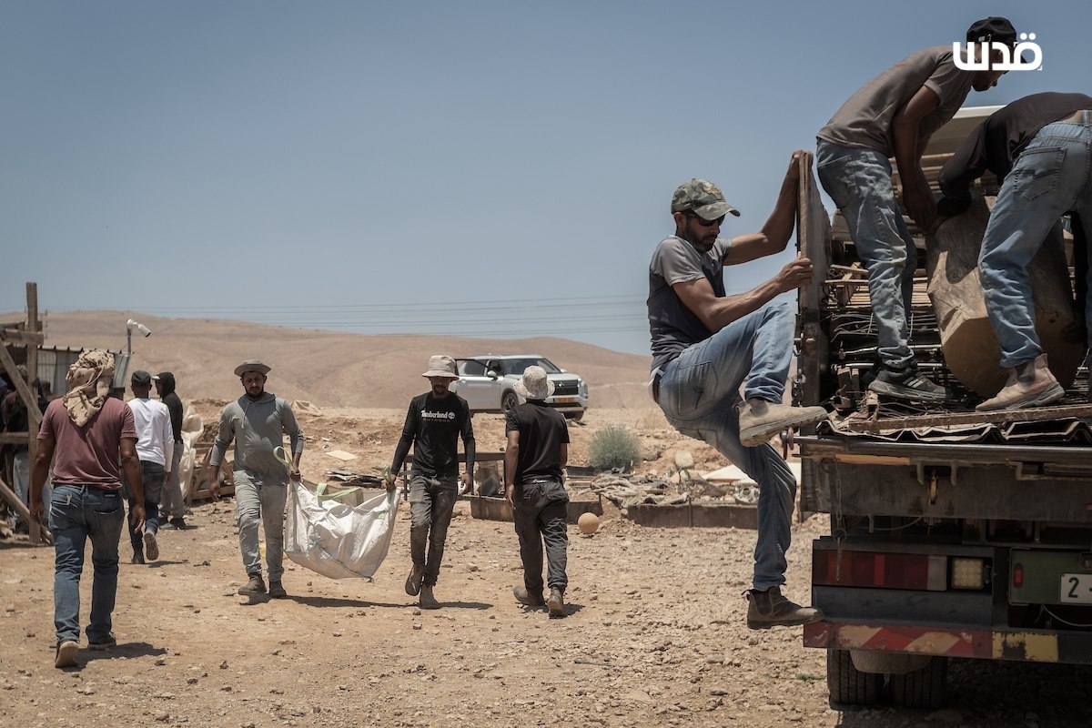 Palestinian families evacuate their housing in the Al-Marajat area, north of Jericho after Zionist settlers keep attacking them
