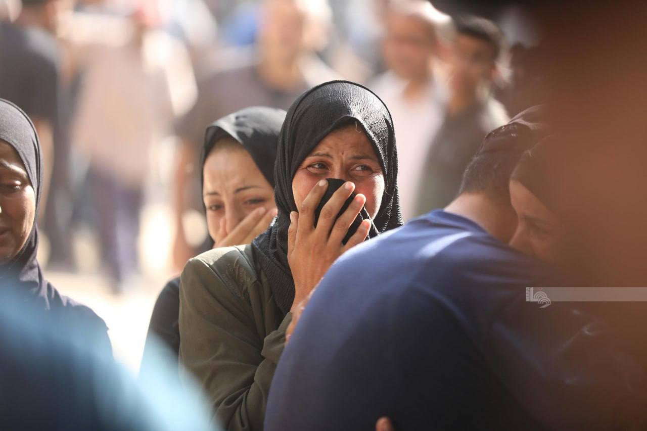 Pictures | Farewell and the funeral of a number of martyrs, including children at Al -Shifa Medical