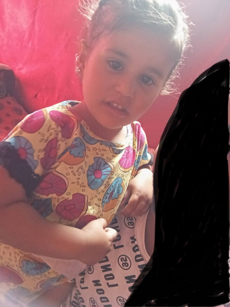 Please find the child Aisha Tayseer Yasser Abu Dan, who is 3 years old, to communicate immediately w