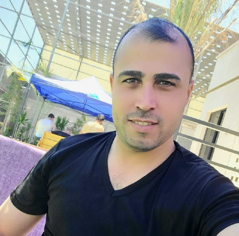 Urgent| The journalist of the Palestine newspaper, Muhammad Al-Munirawi, “Abu Waheed,” and his wife