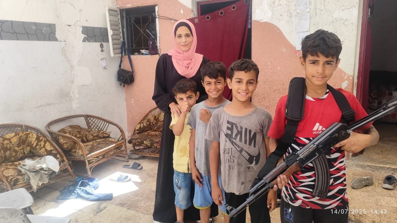 An appeal, as I received, I appeal and demand the Red Cross, the Civil Defense, the municipality, th