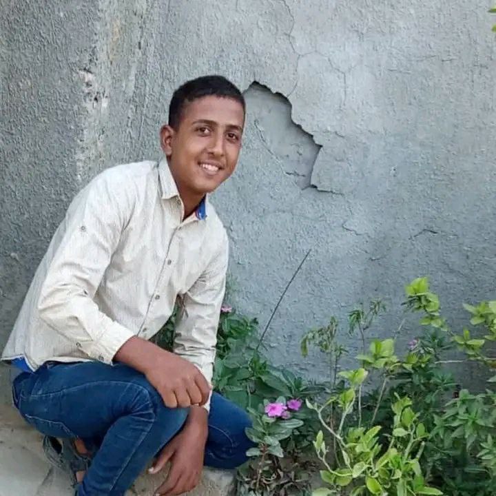 Image | Mahmoud Muslim Abu Saada was martyred in an Israeli bombing on the town of Bani Suhaila, eas