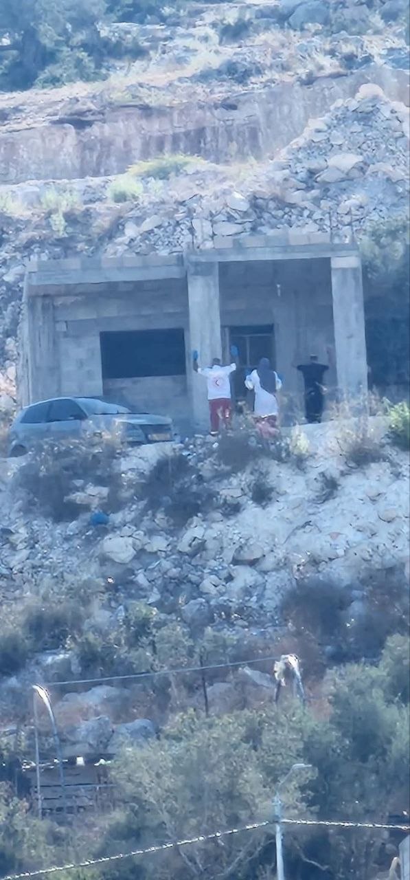 Urgent | The occupation forces abused a number of medical staff members in the vicinity of the bombe