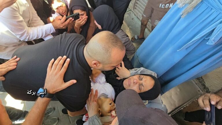 Photos | Farewell and funeral of the child, Tim Hamdan, after his death today in the targeting of th